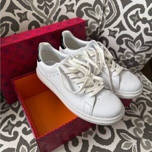 Tory Burch Howell Sneakers